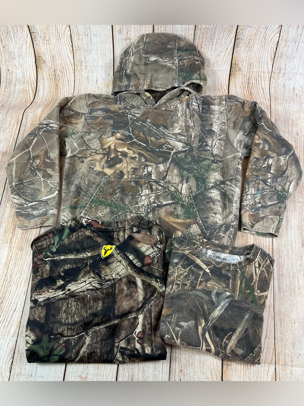 RealTree Camo Hunting Shirts & Hoodie Boys Youth Medium Magellan Scent Factor